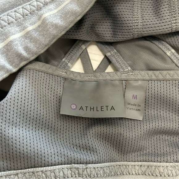 Athleta Transcendence Strappy Back Sports Bra in Gray & White Stripe Size Medium - Picture 5 of 6